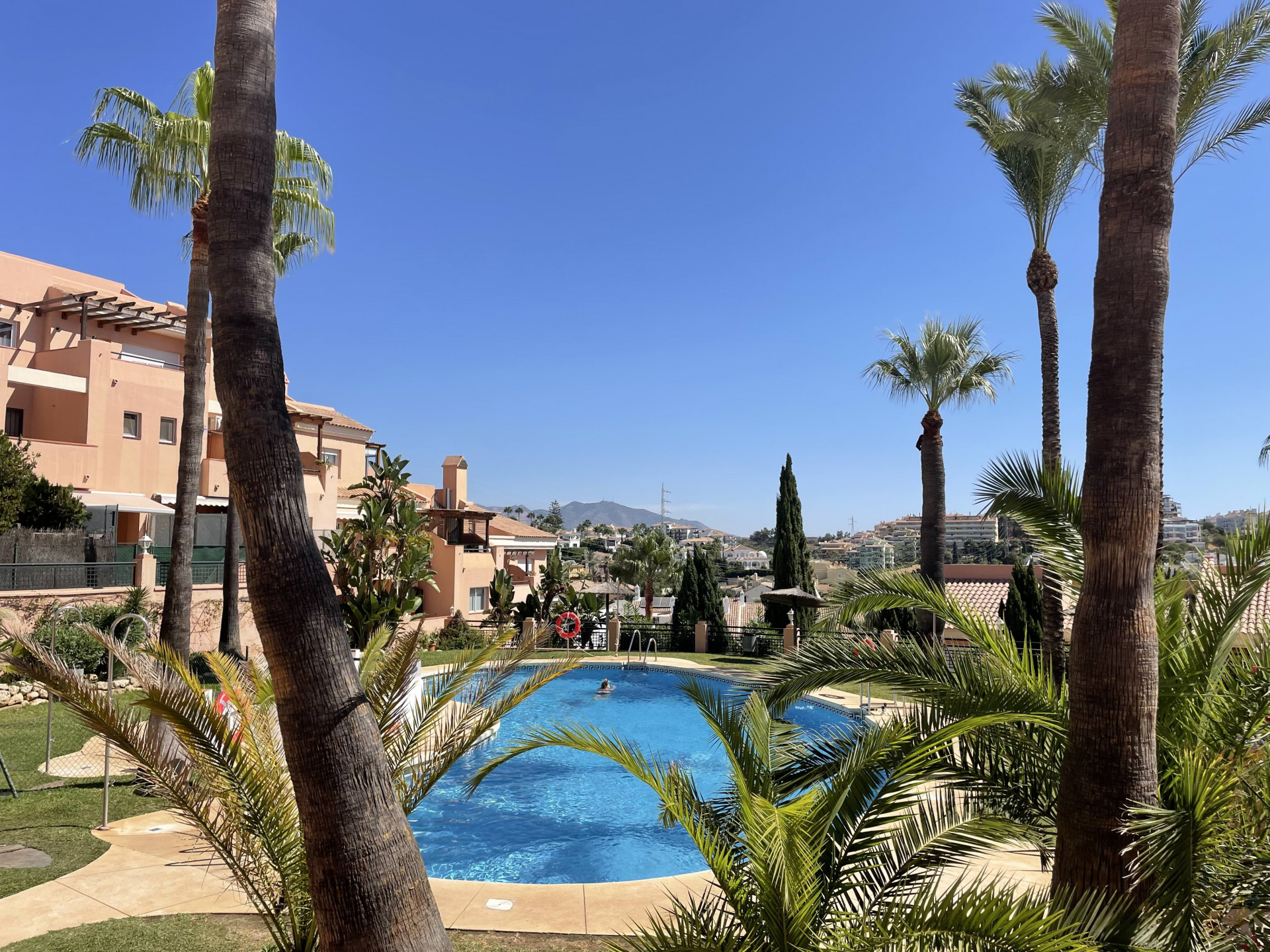 A unique, south-facing duplex penthouse in popular Riviera del Sol